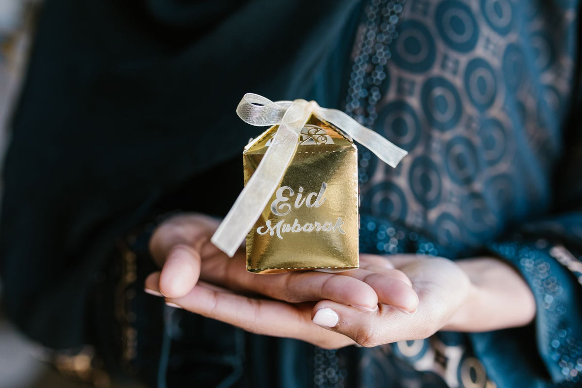 Eid Chocolate & Date Gifts
